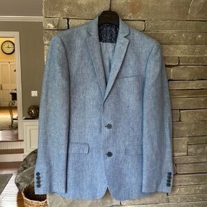 Men’s barr III blue linen suit. Jacket is slim fit 38R pants are slim fit 32/30.